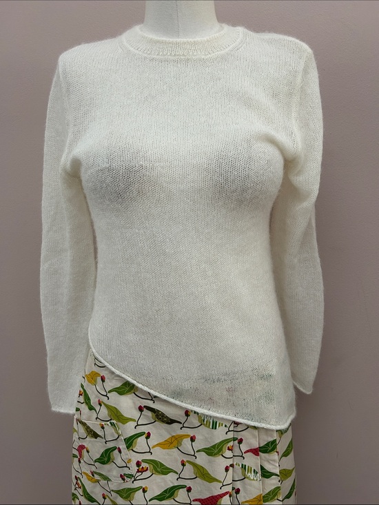 Massimo Dutti Sweaters - Massimo Dutti Classic Crewneck Women's Sweater in Cream asymmetrical S